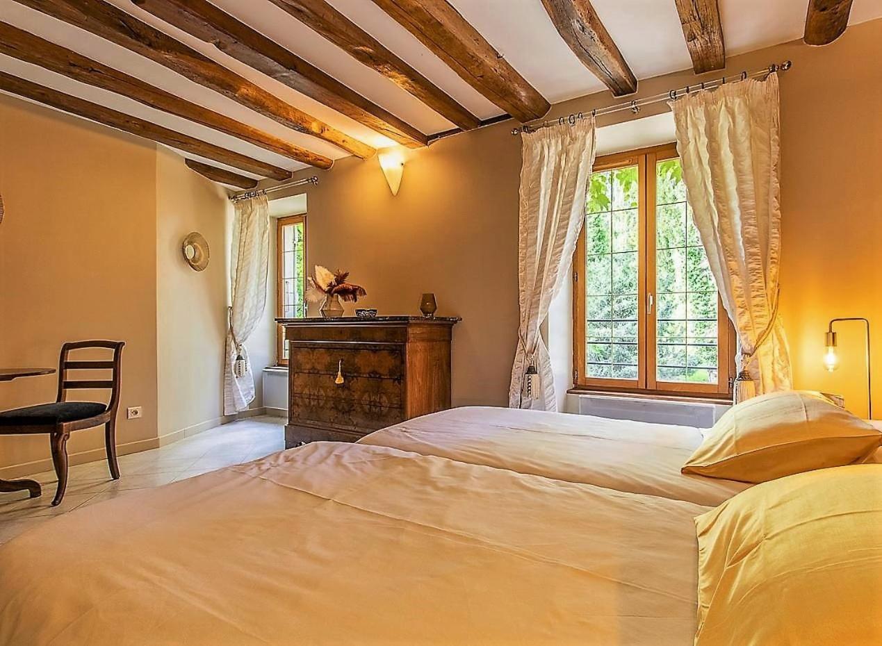 Le Domaine De Moroges Bed & Breakfast Bagian luar foto