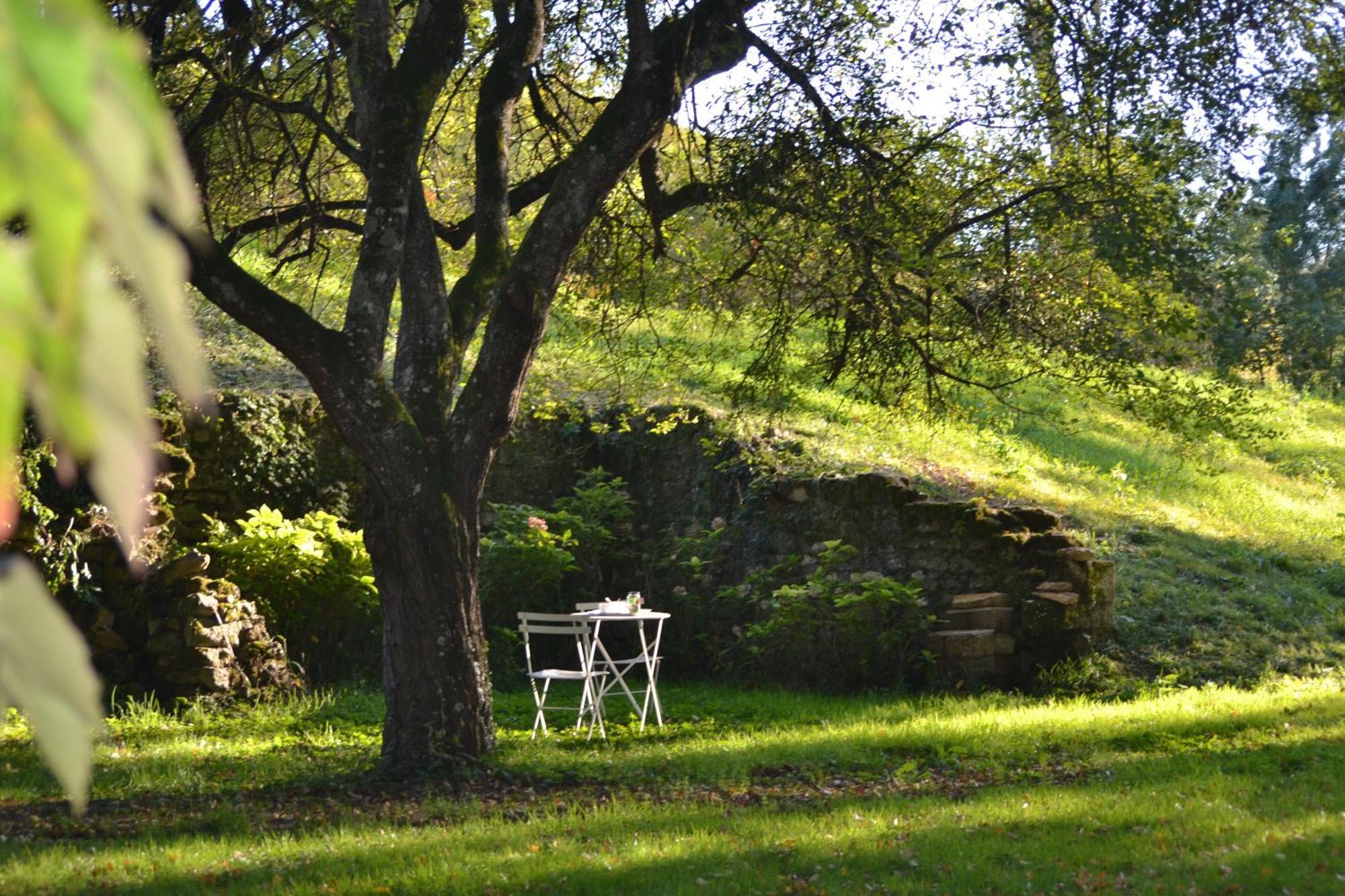 Le Domaine De Moroges Bed & Breakfast Bagian luar foto